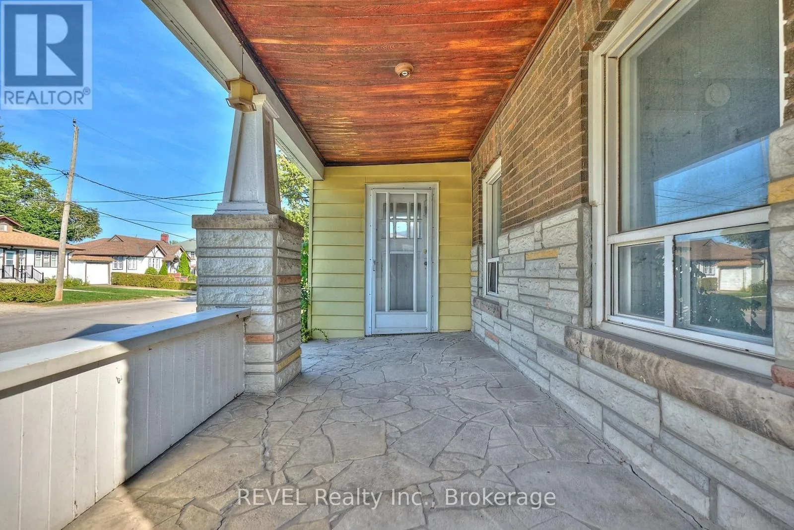 5806 PRINCE EDWARD AVENUE