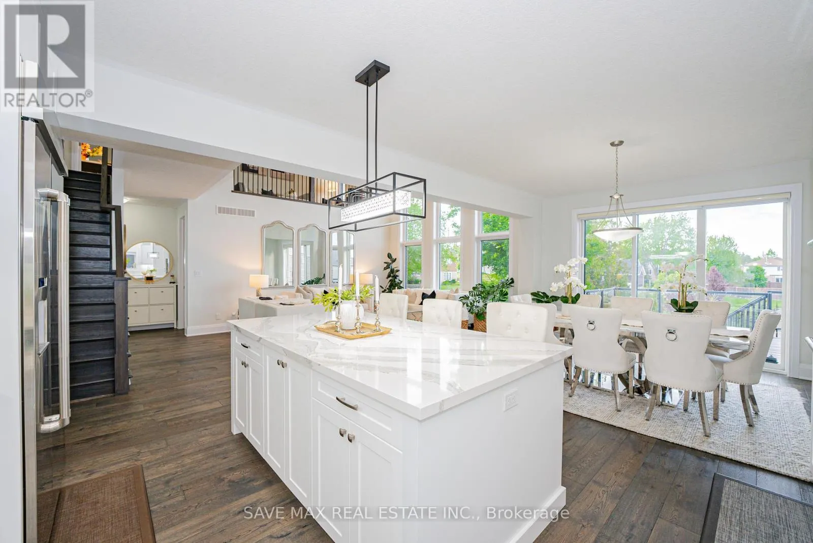 26 FALCONRIDGE DRIVE