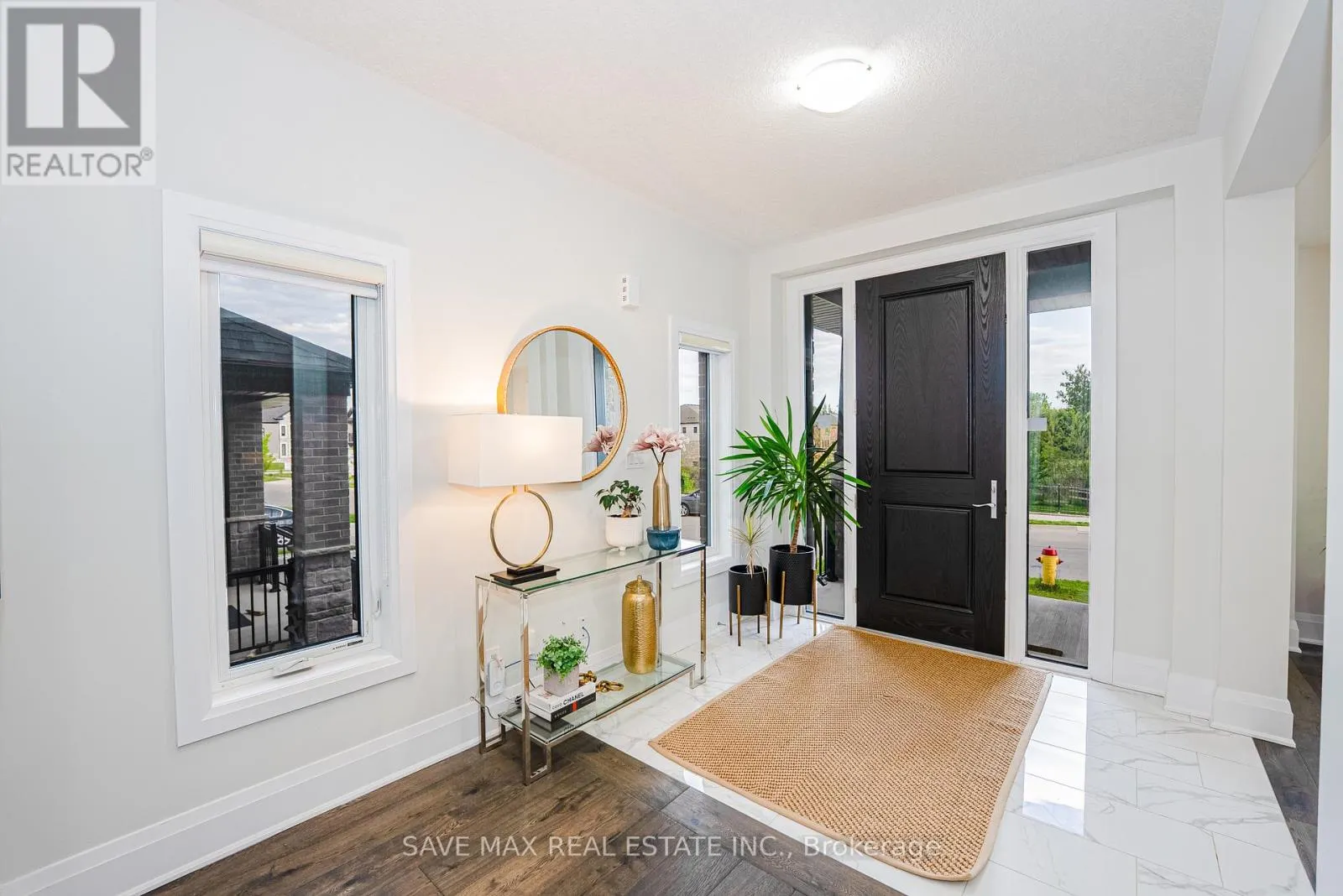 26 FALCONRIDGE DRIVE