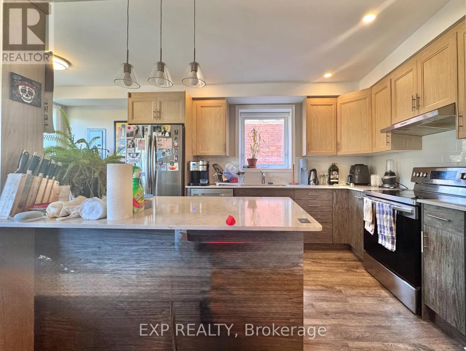 UNIT 6 - 100 WEST AVENUE S
