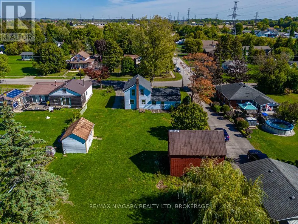 2295 CENTRE STREET