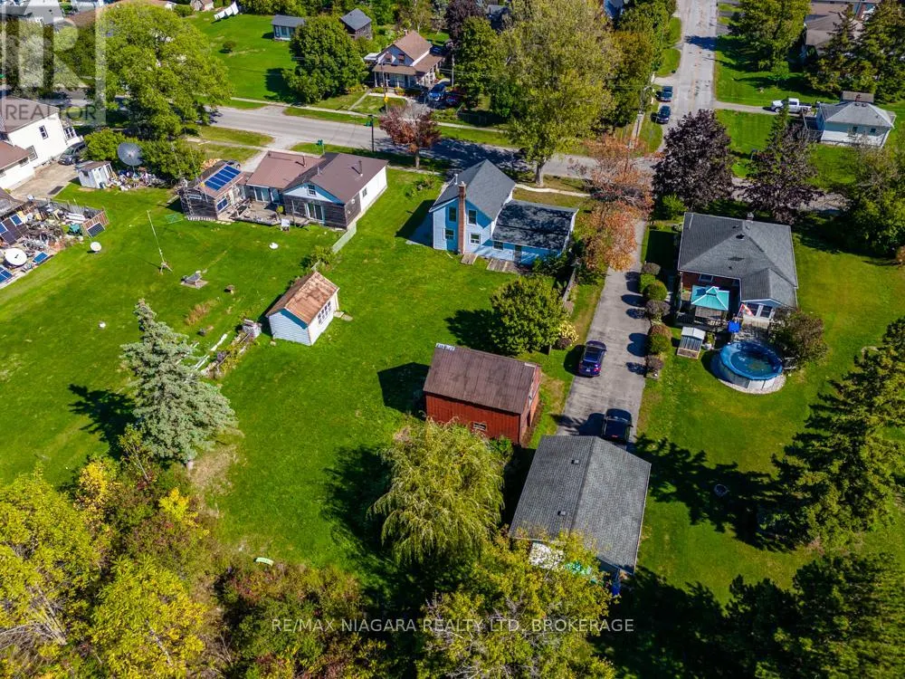 2295 CENTRE STREET