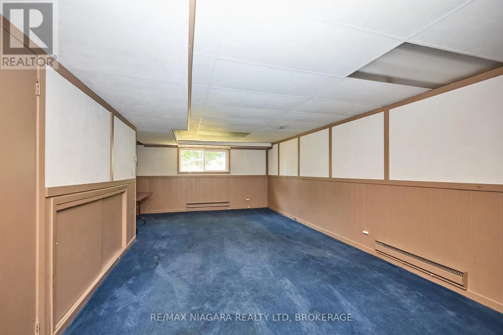 68 ACADIA CRESCENT
