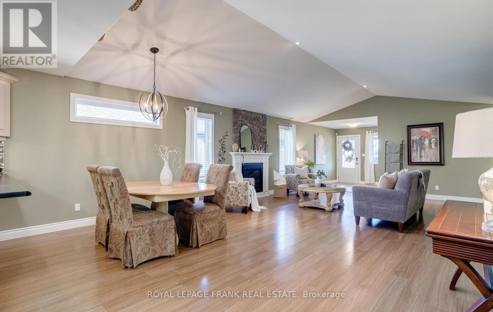 41 CORTLAND WAY