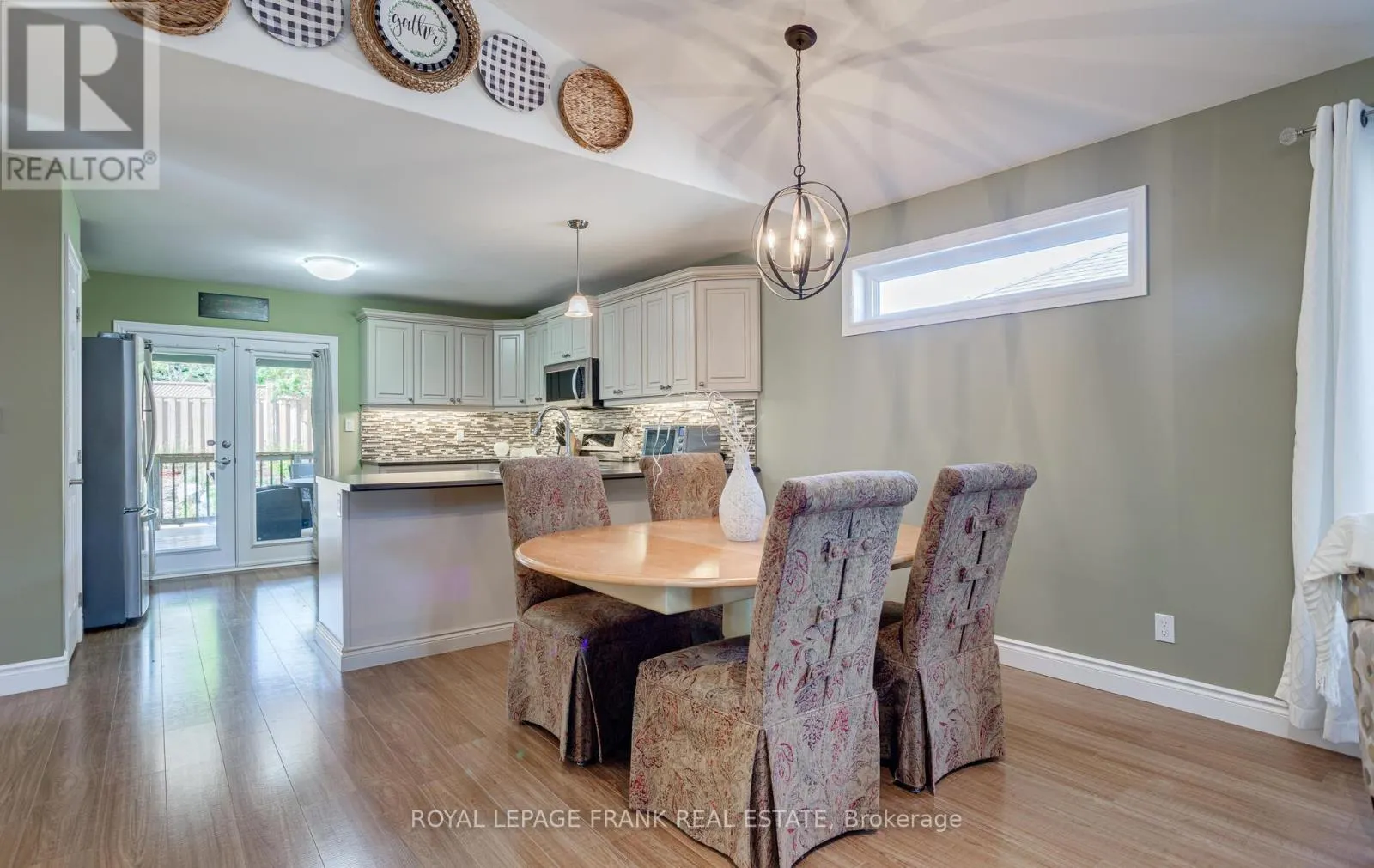 41 CORTLAND WAY