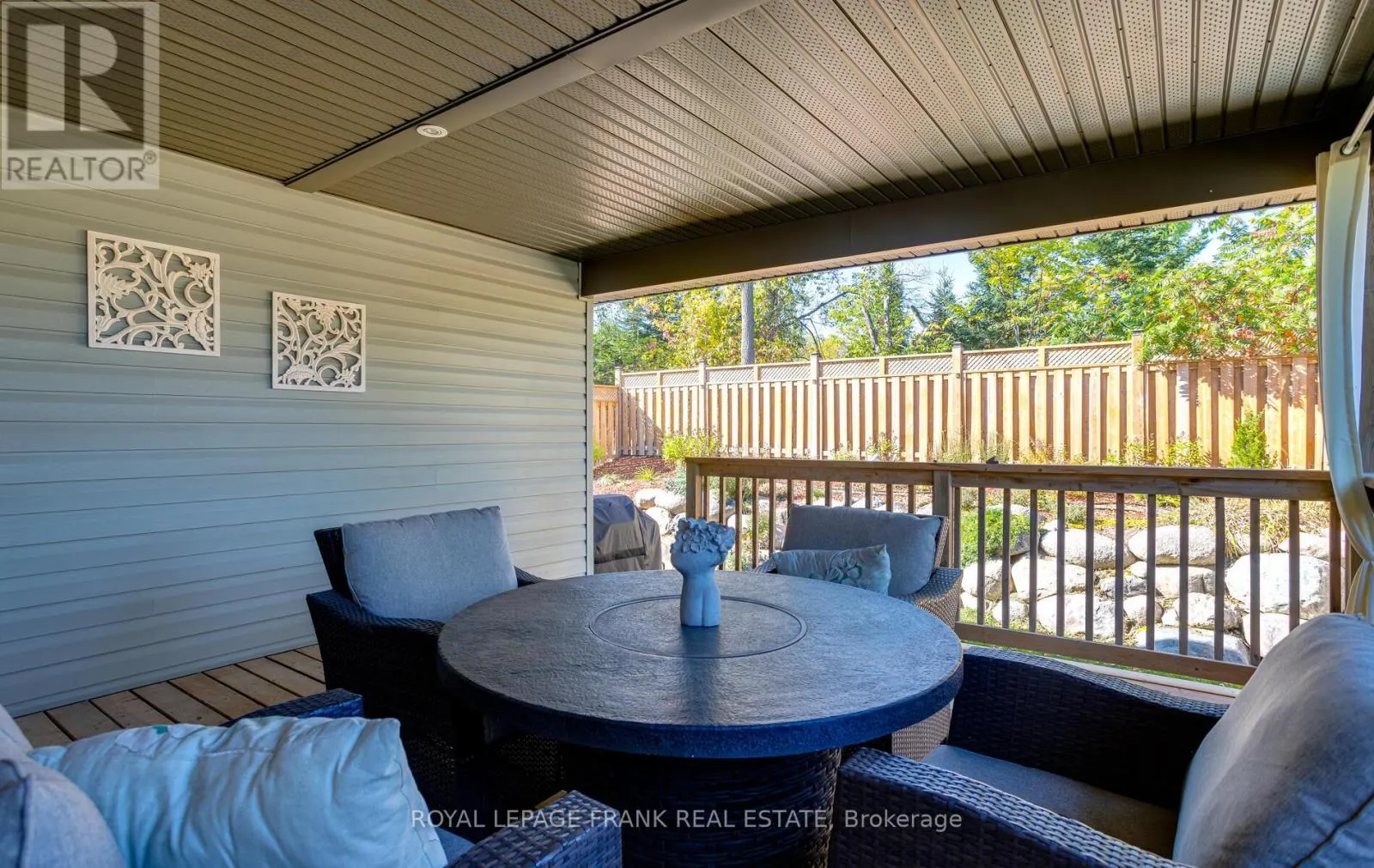 41 CORTLAND WAY