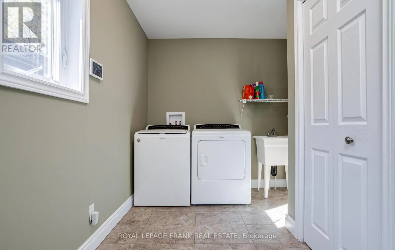41 CORTLAND WAY
