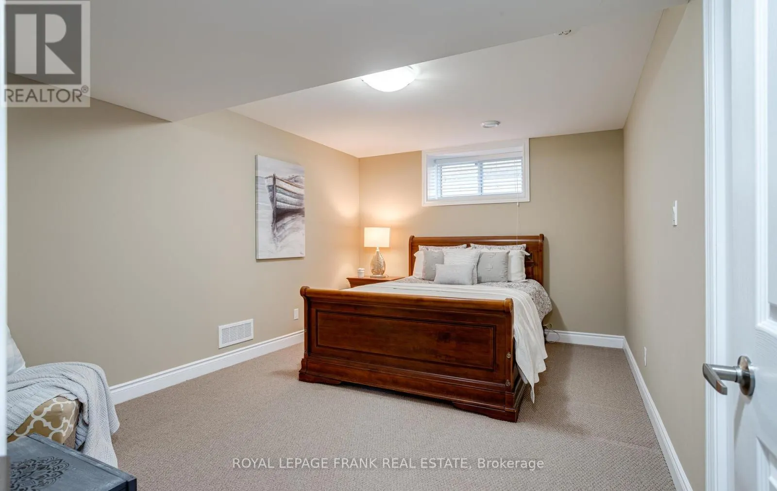41 CORTLAND WAY