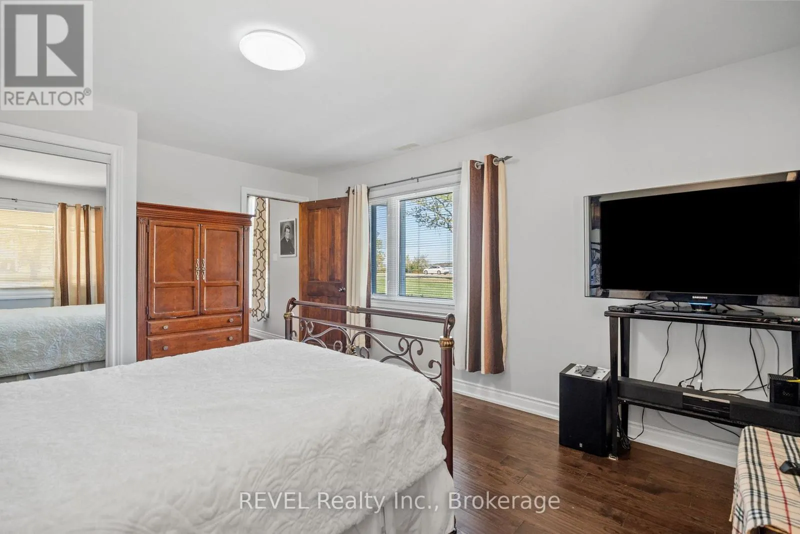 4099 NIAGARA PARKWAY