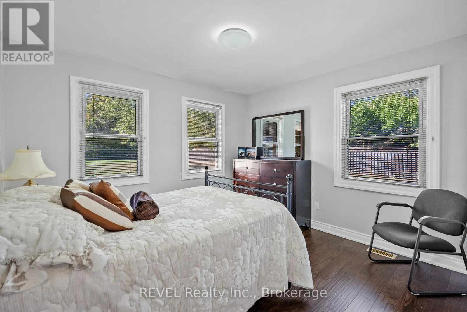 4099 NIAGARA PARKWAY
