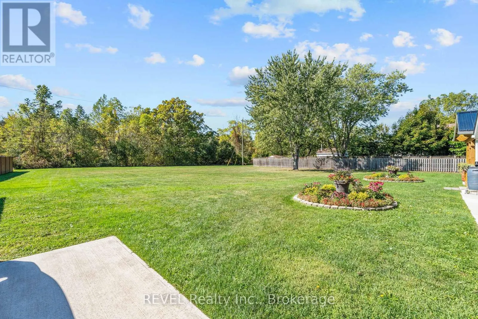 4099 NIAGARA PARKWAY