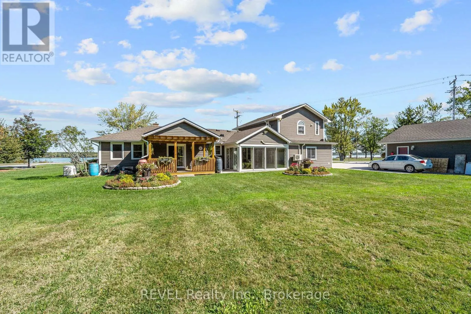 4099 NIAGARA PARKWAY