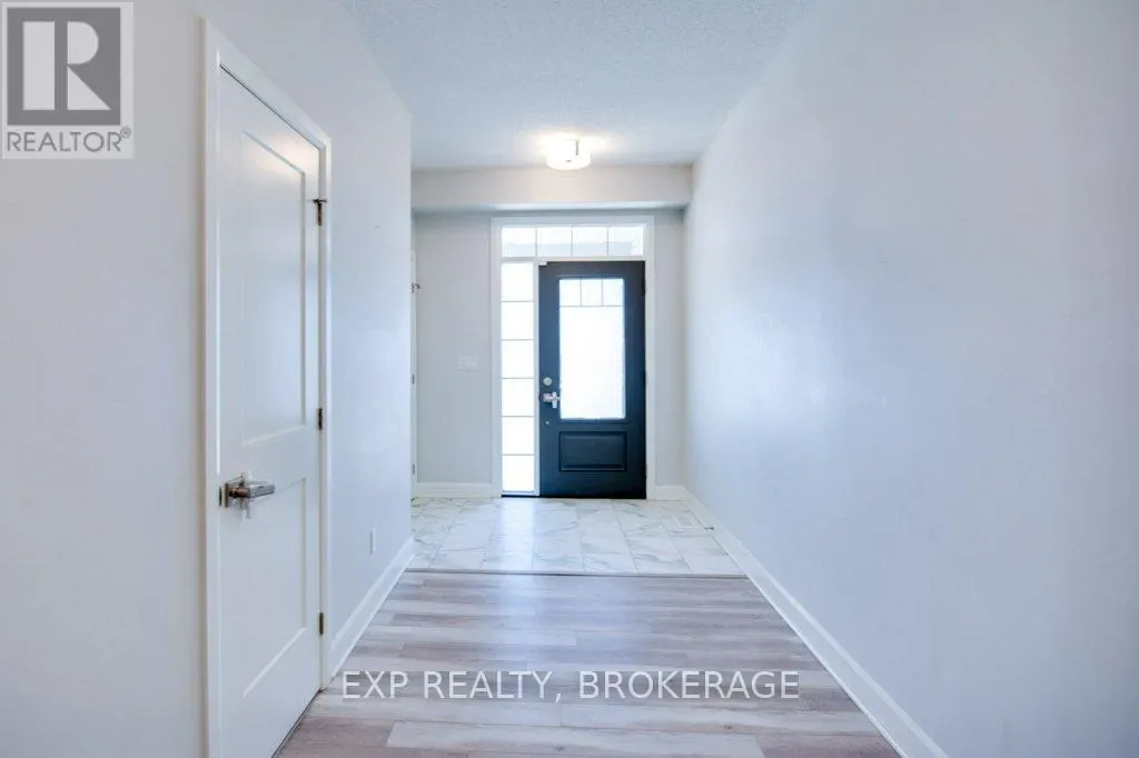 1261 MAX CRESCENT