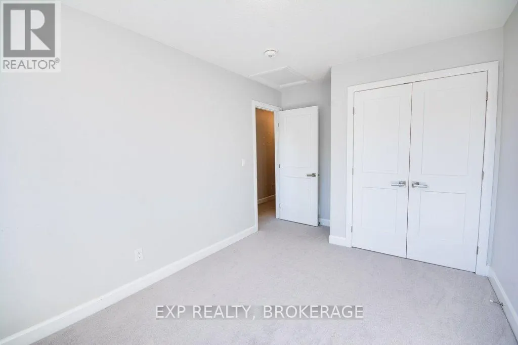 1261 MAX CRESCENT