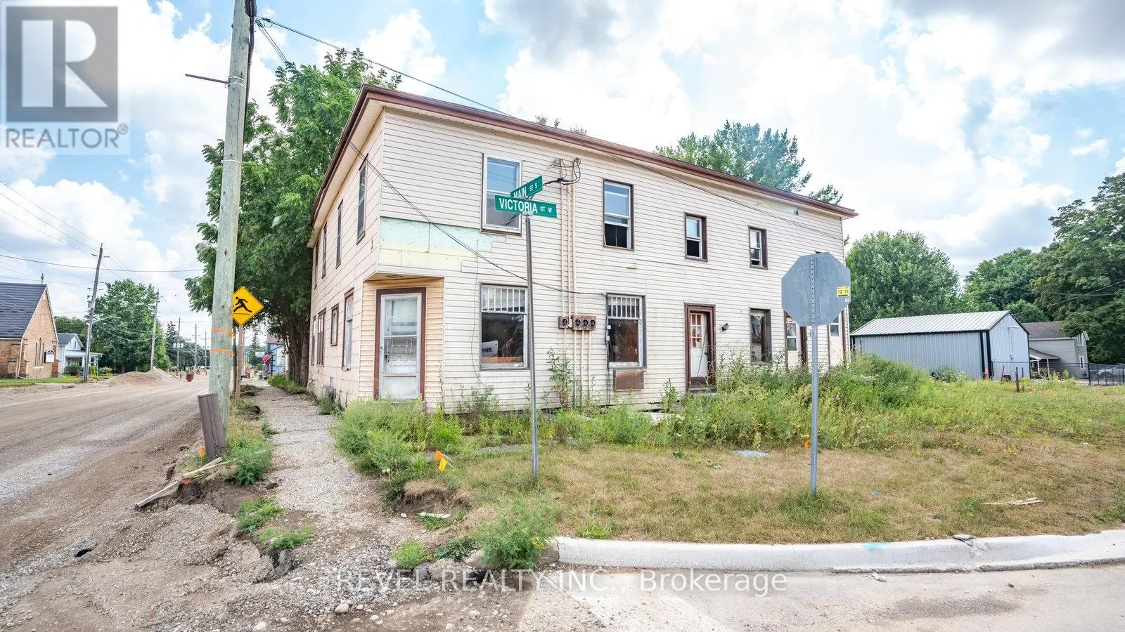 3 MAIN STREET S