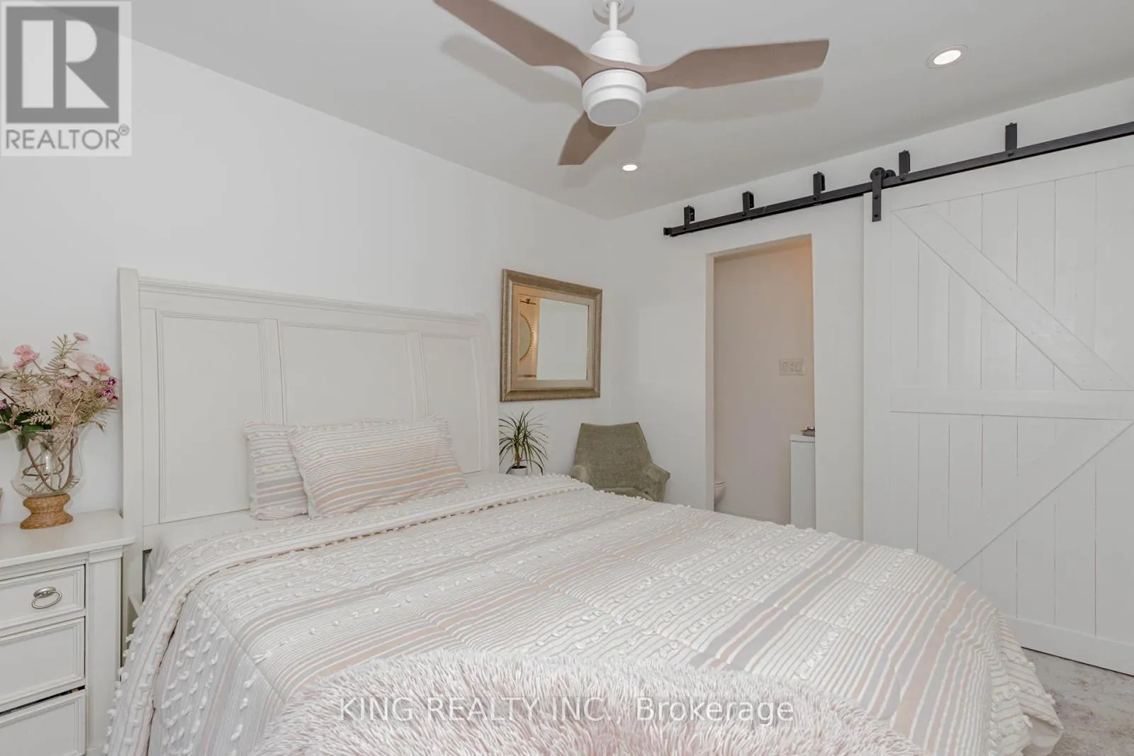 28 AINSLIE AVENUE