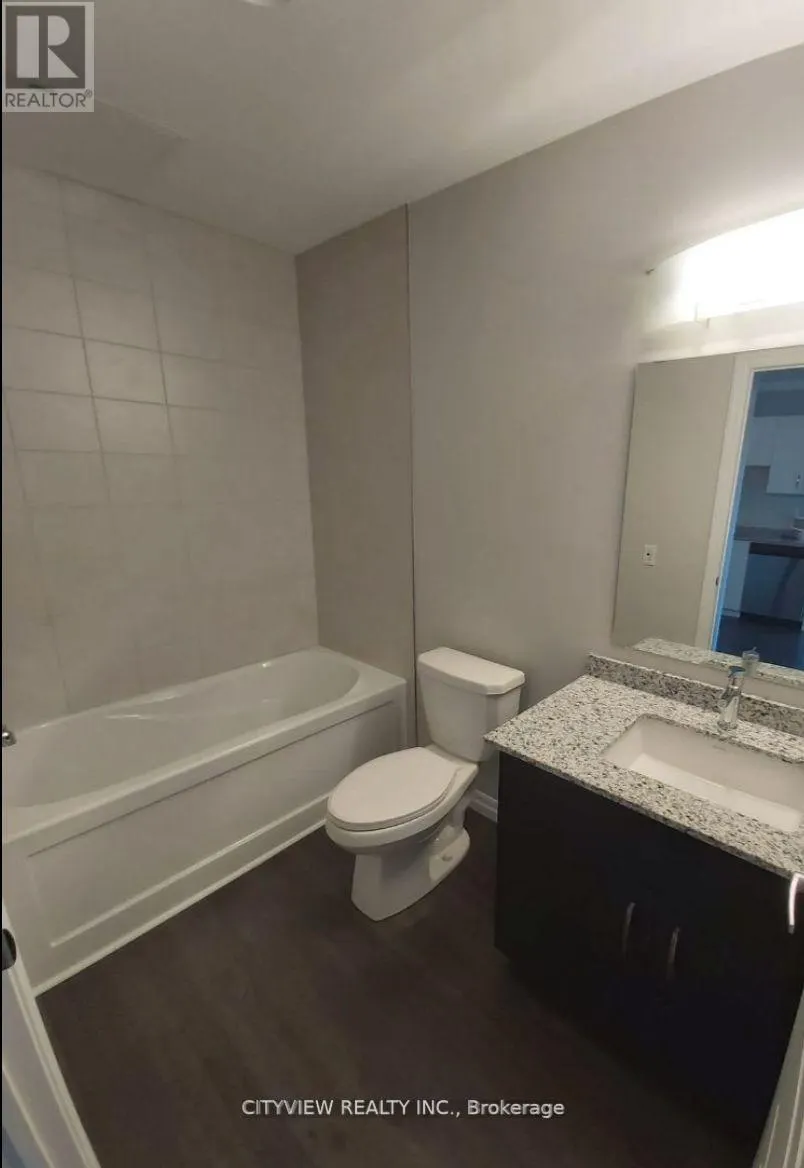 303 - 35 KINGSBURY SQUARE