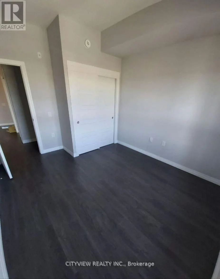 303 - 35 KINGSBURY SQUARE