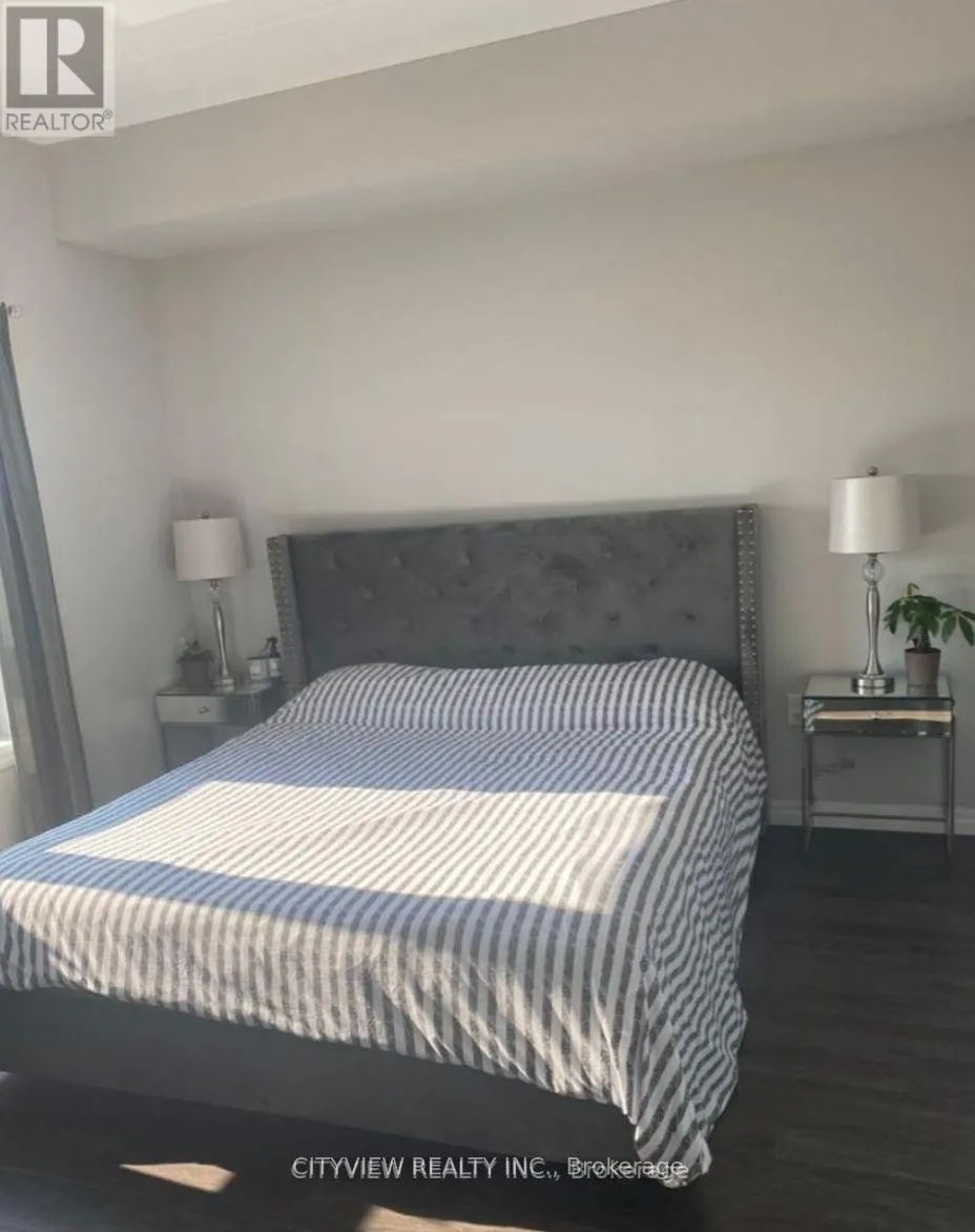 303 - 35 KINGSBURY SQUARE