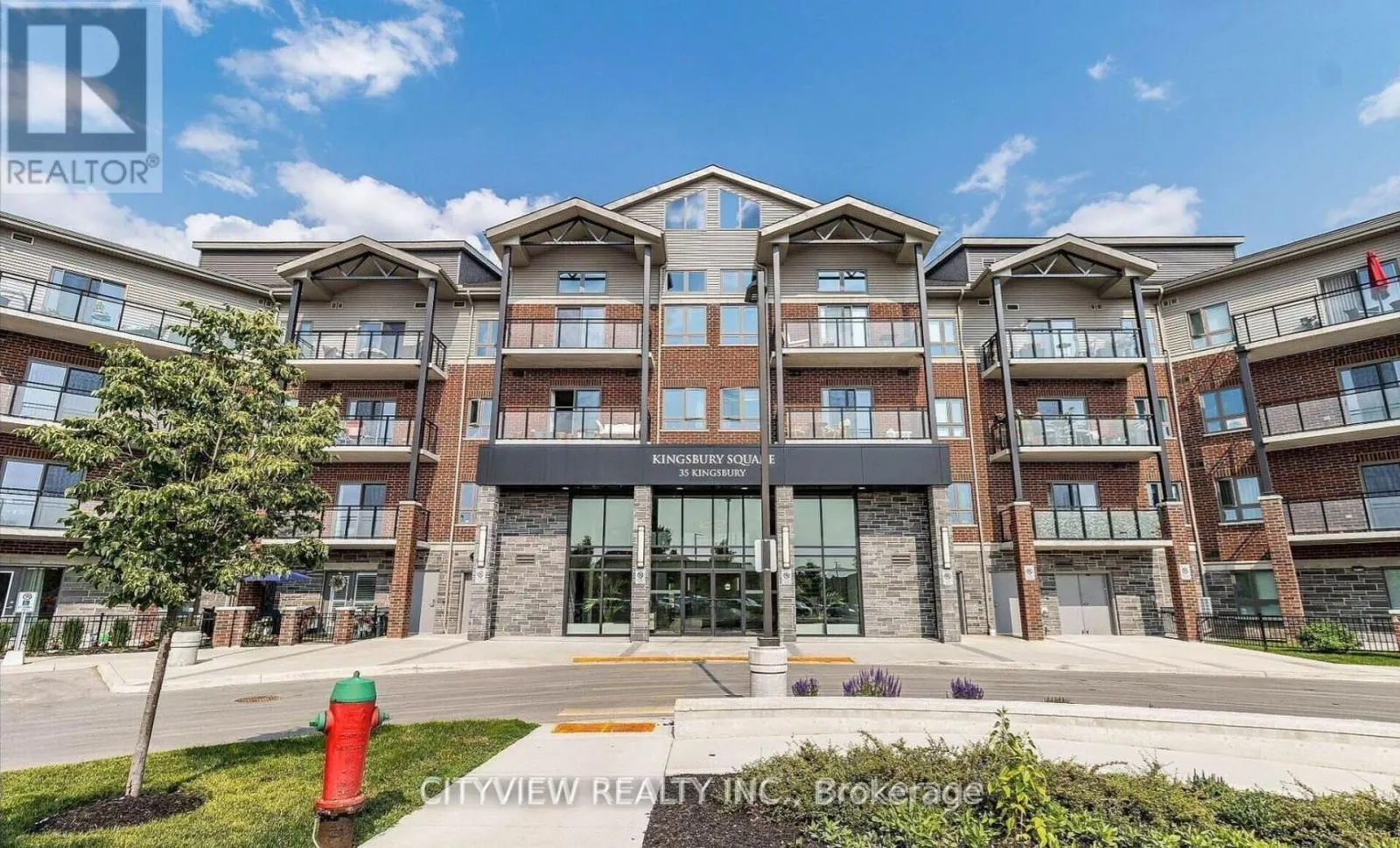 303 - 35 KINGSBURY SQUARE