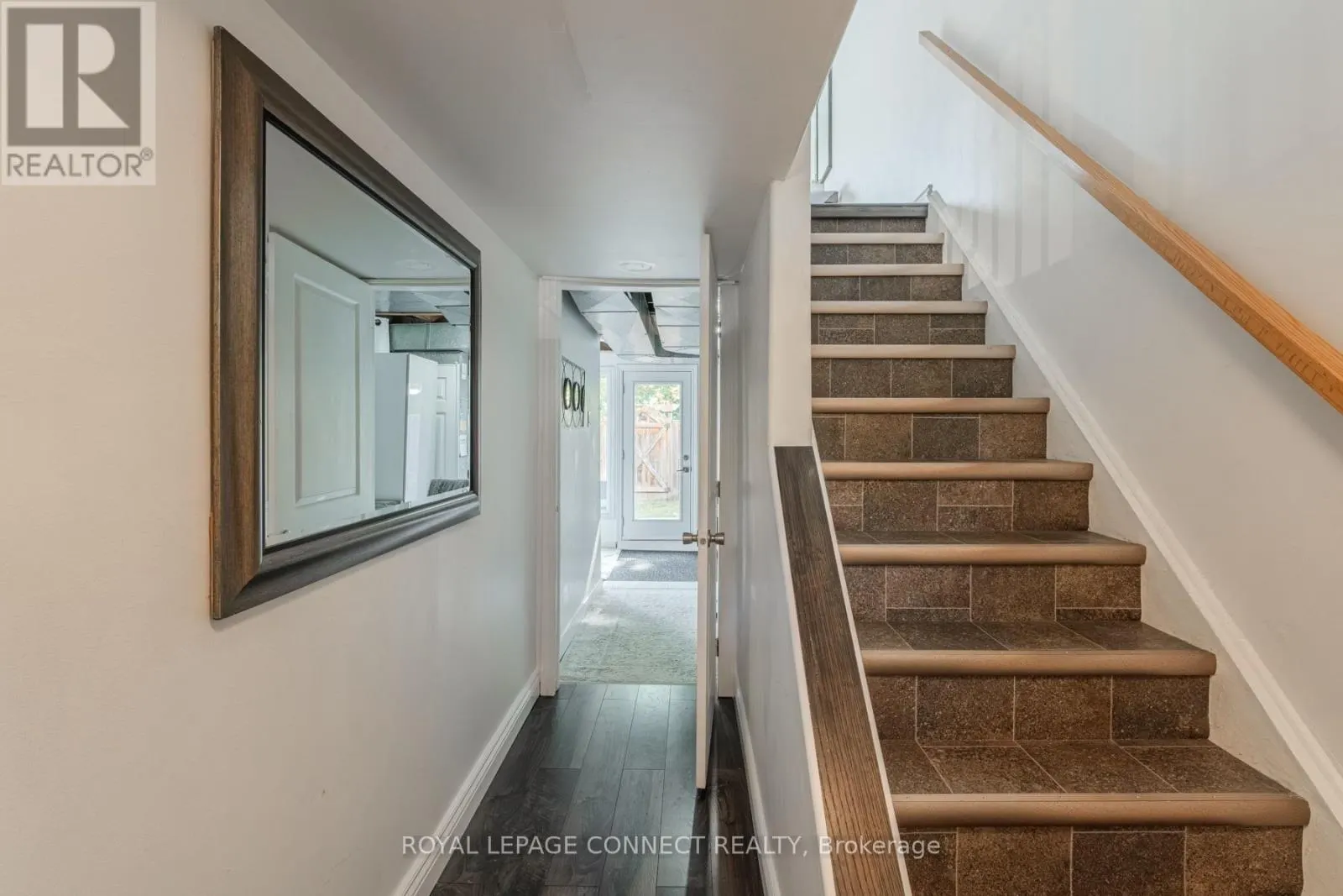 291G - 291 STANLEY STREET