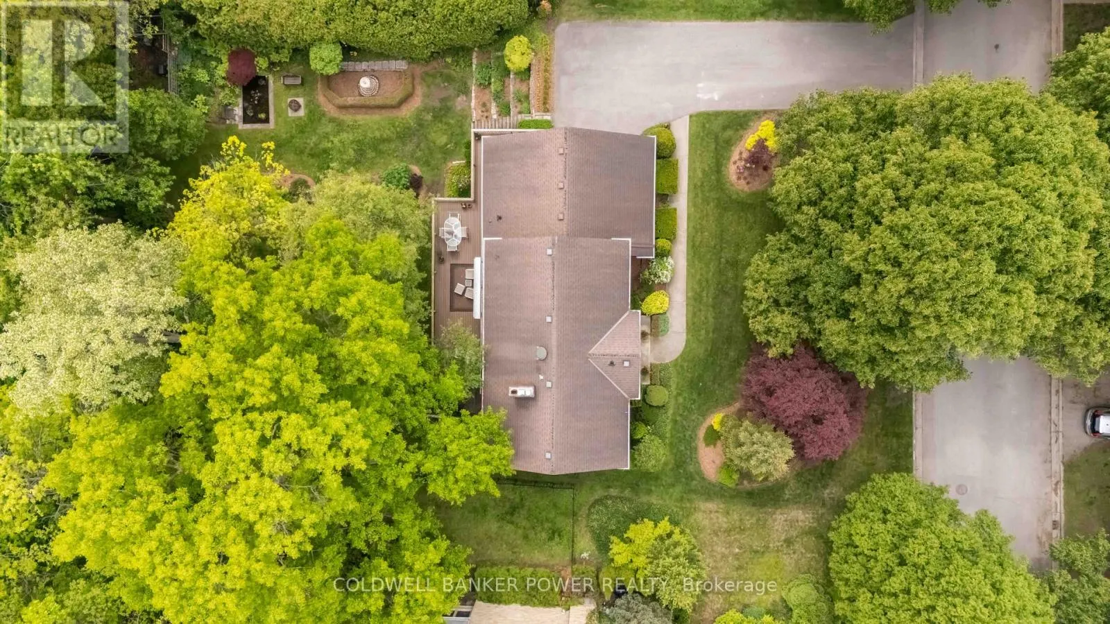 41 HAMPTON CRESCENT