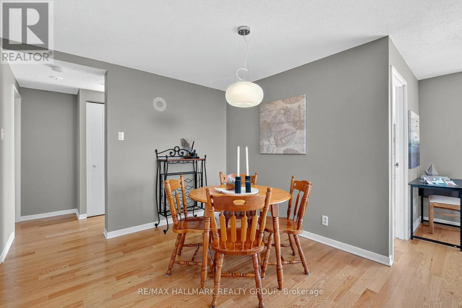 1207 - 80 SANDCASTLE DRIVE