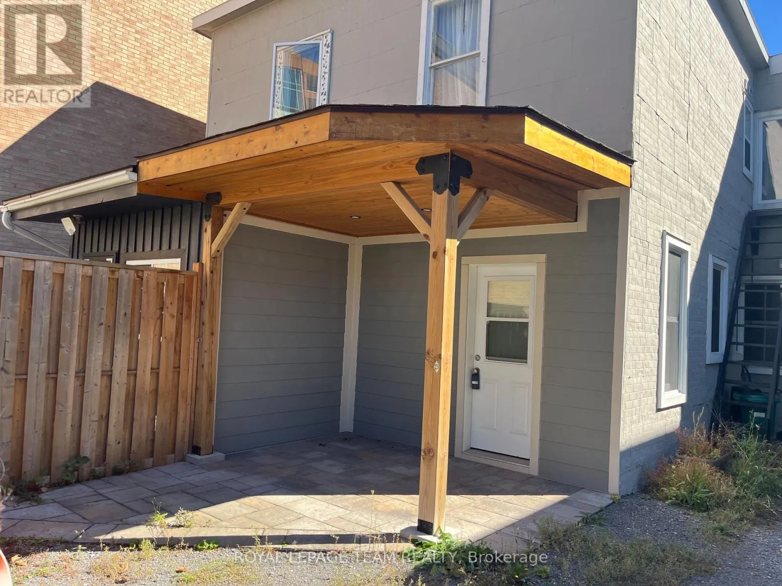 1 - 75 CATHCART STREET