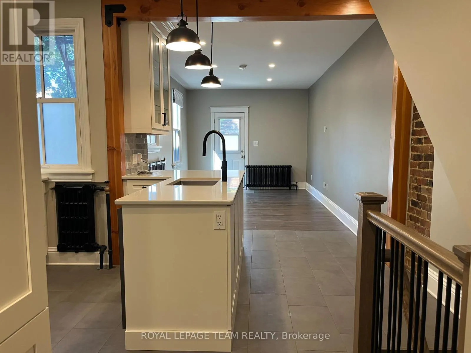 1 - 75 CATHCART STREET