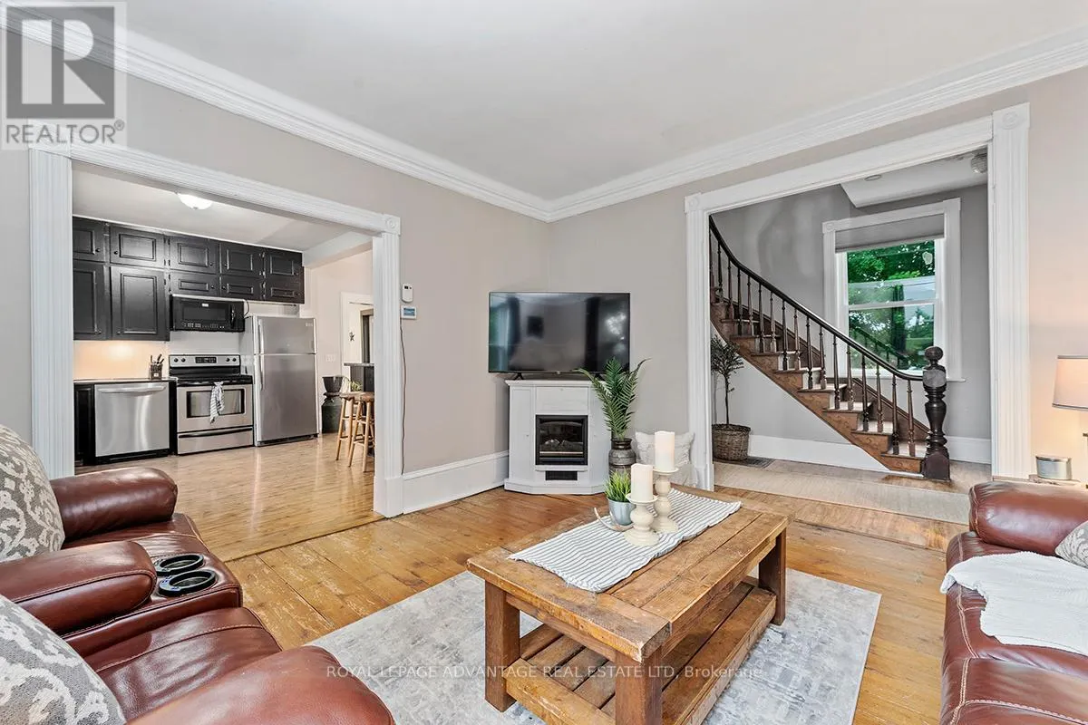 526 KELFORD DRIVE
