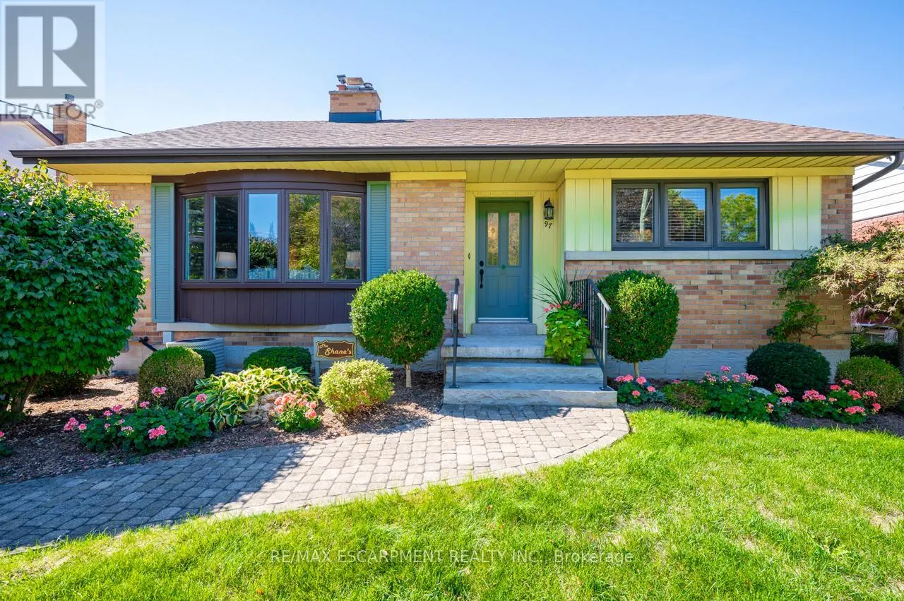 97 ELLIS CRESCENT S
