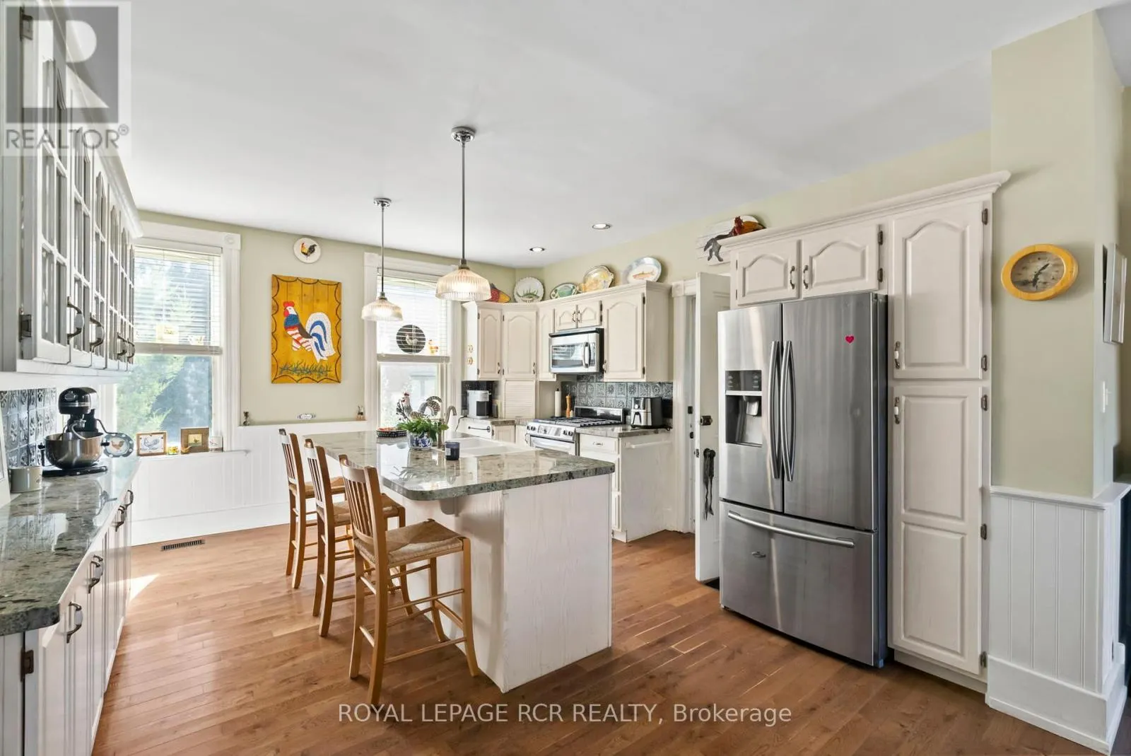 152 2ND AVENUE SW