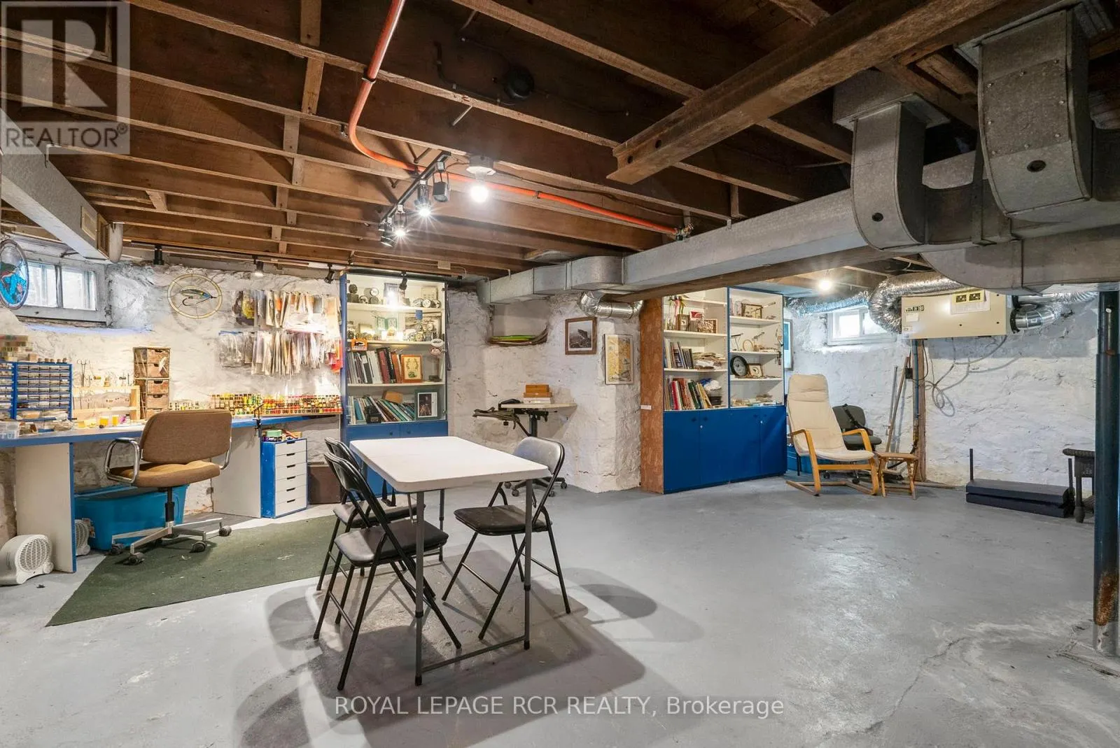 152 2ND AVENUE SW