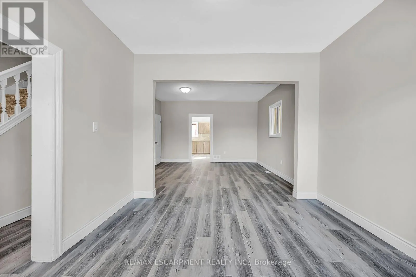 138 SANFORD AVENUE N