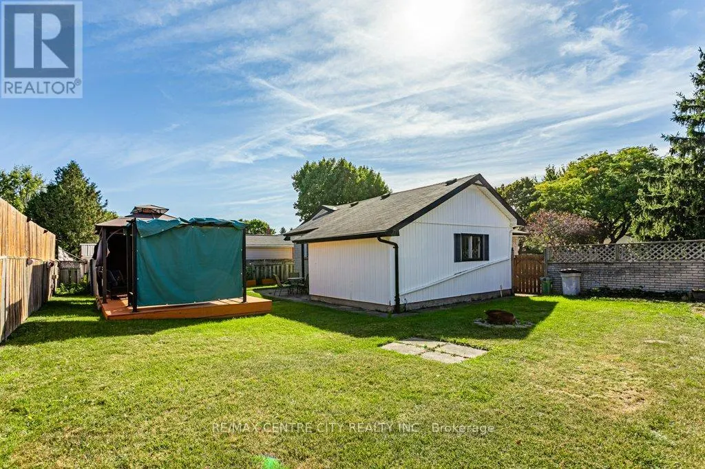 76 FITZROY PLACE