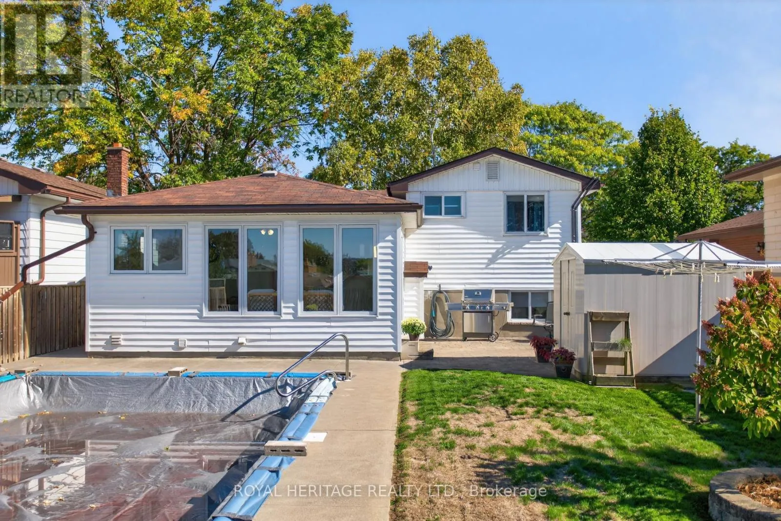 29 RIDEAU CRESCENT