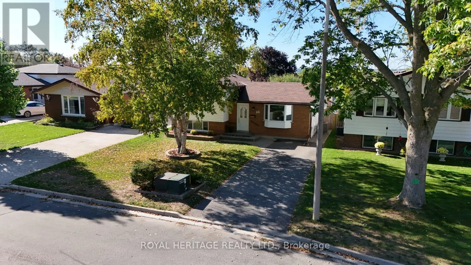 29 RIDEAU CRESCENT