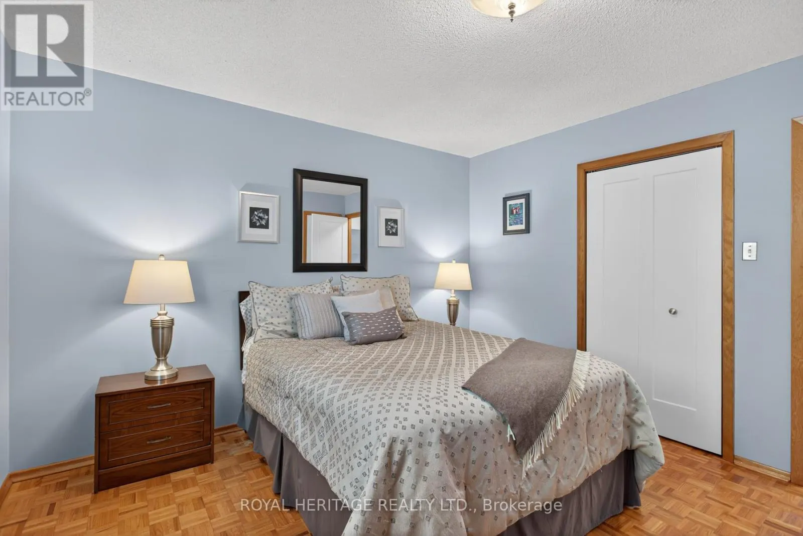 29 RIDEAU CRESCENT