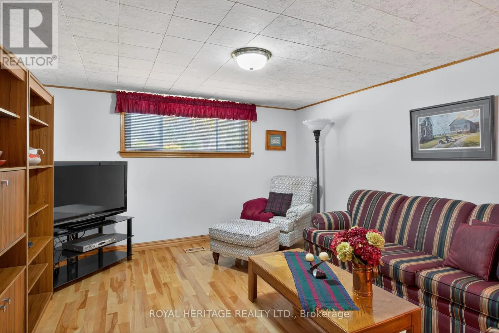 29 RIDEAU CRESCENT