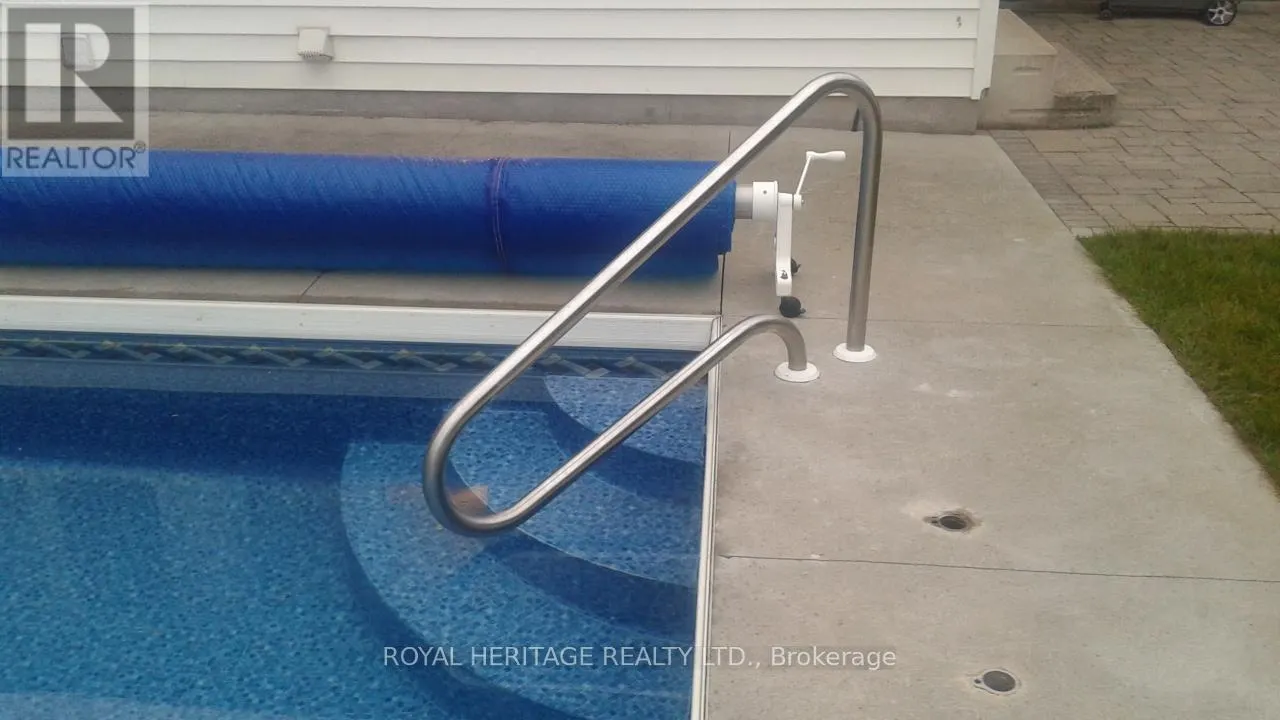 29 RIDEAU CRESCENT