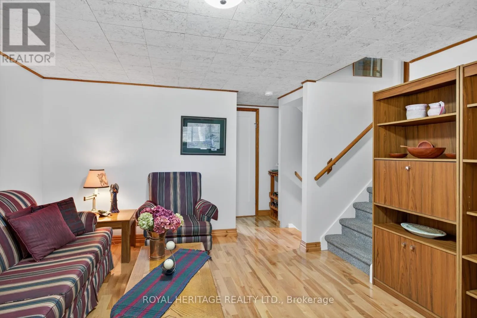 29 RIDEAU CRESCENT