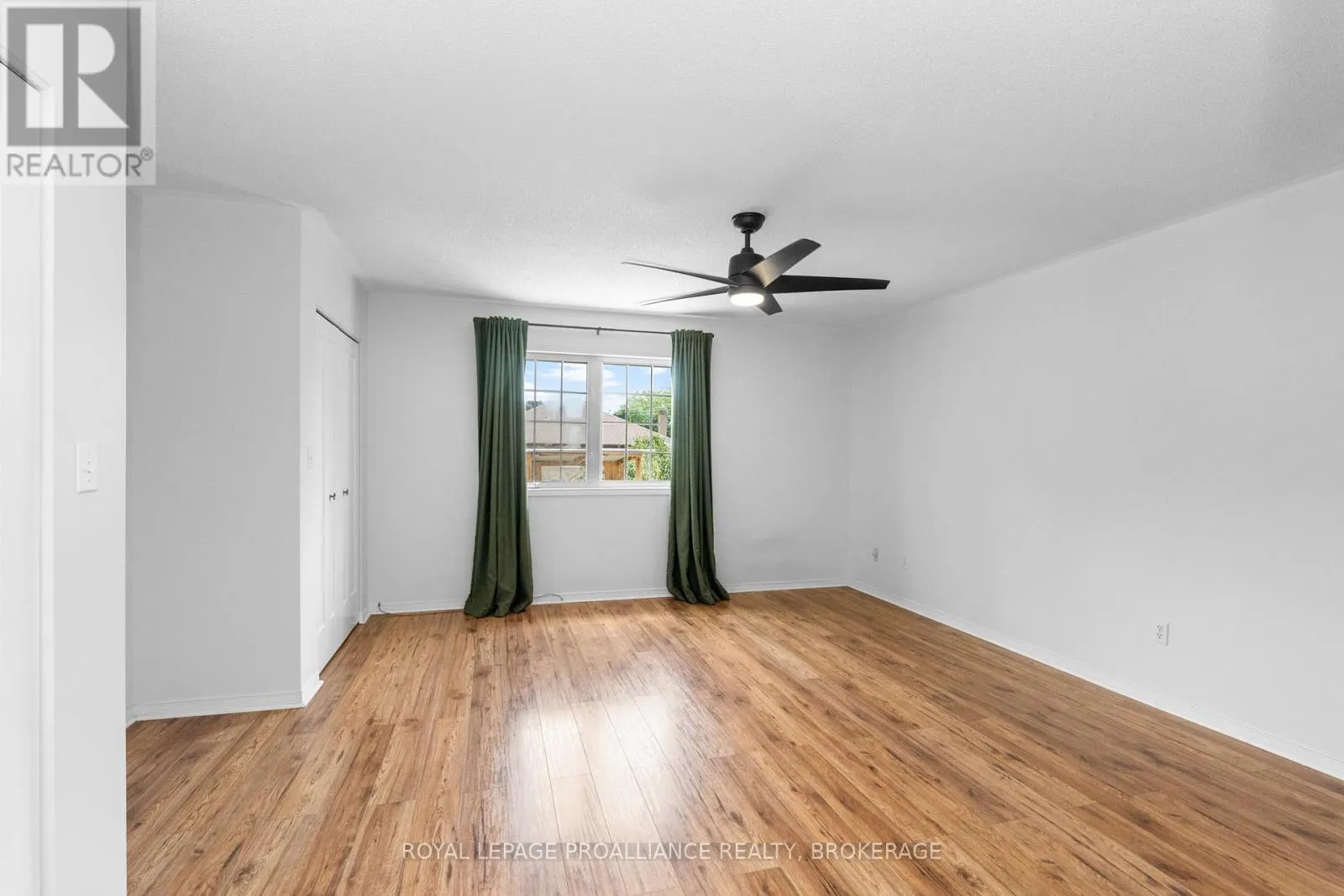 343 SUNRISE CRESCENT