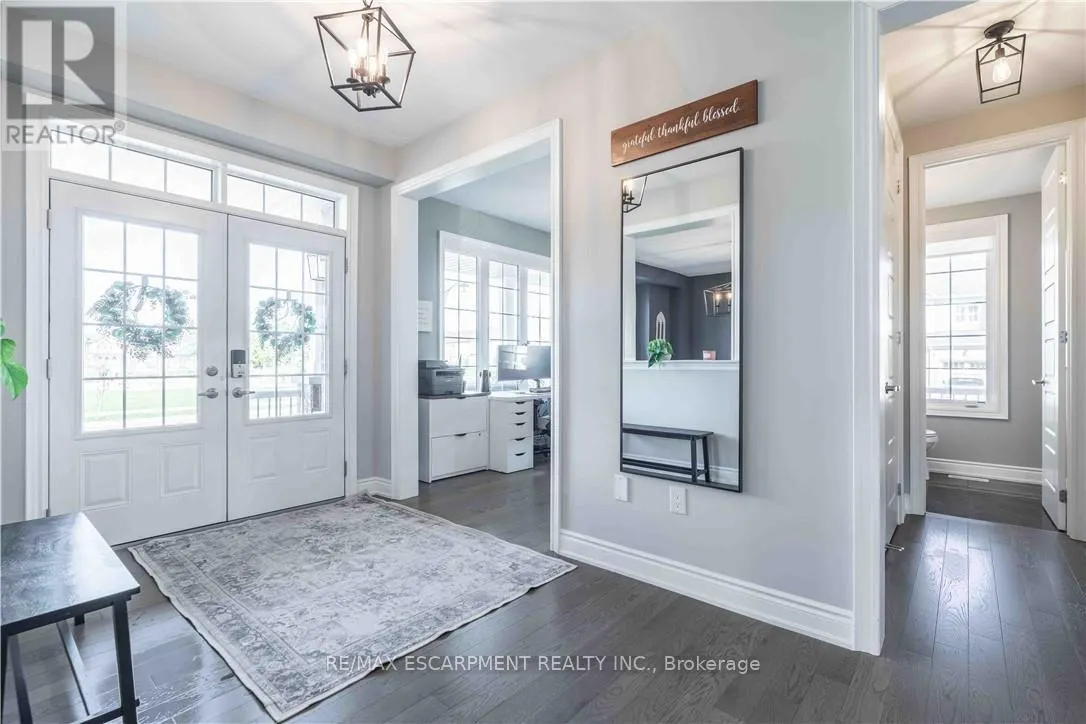 253 KINSMAN DRIVE