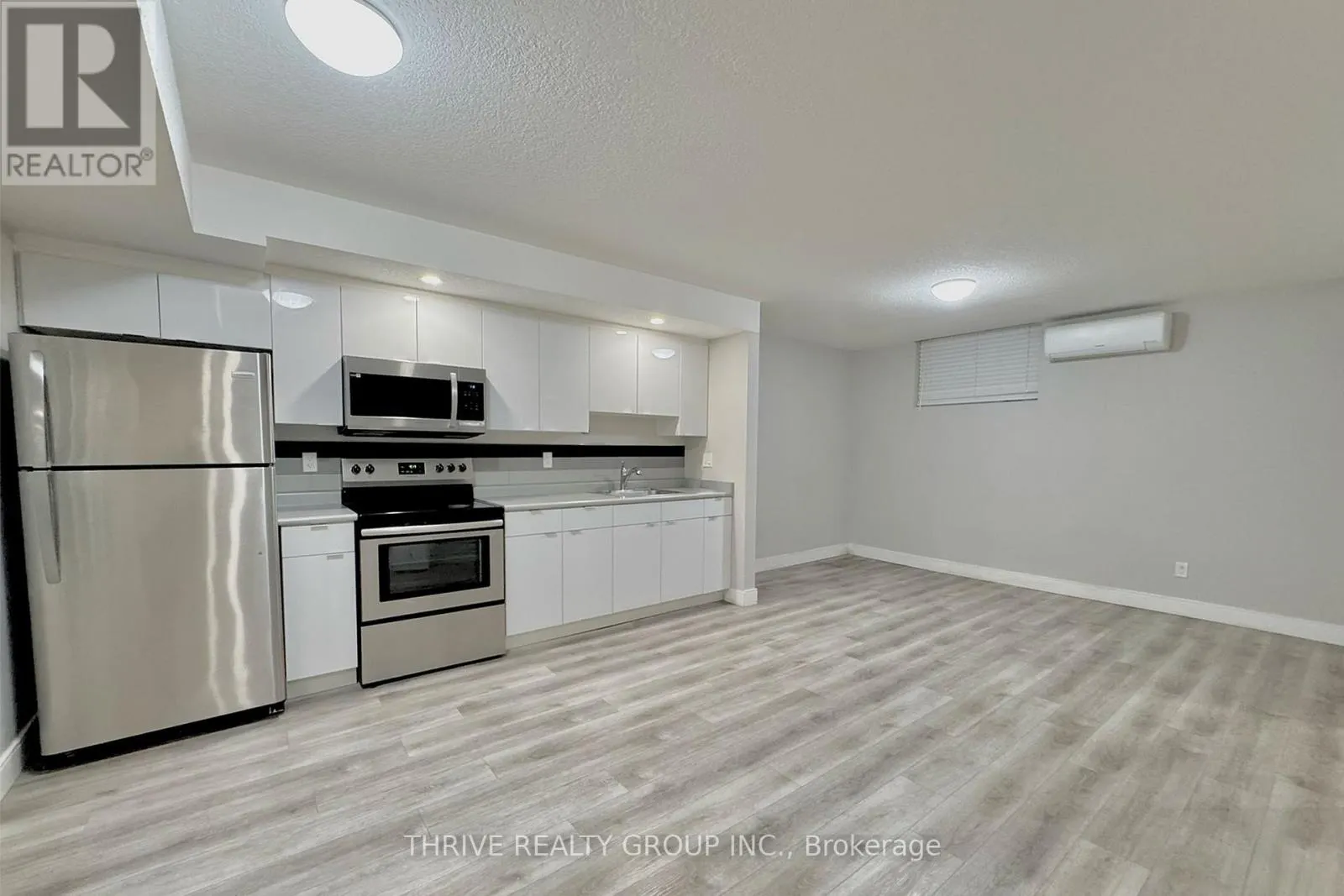 8 - 147 POND MILLS ROAD, #8