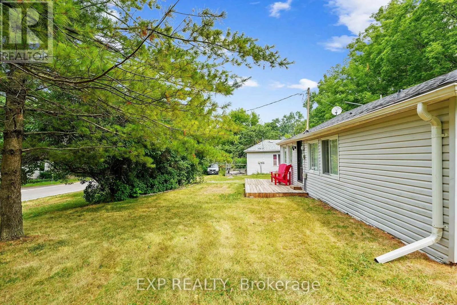 5421 LAKESHORE DRIVE
