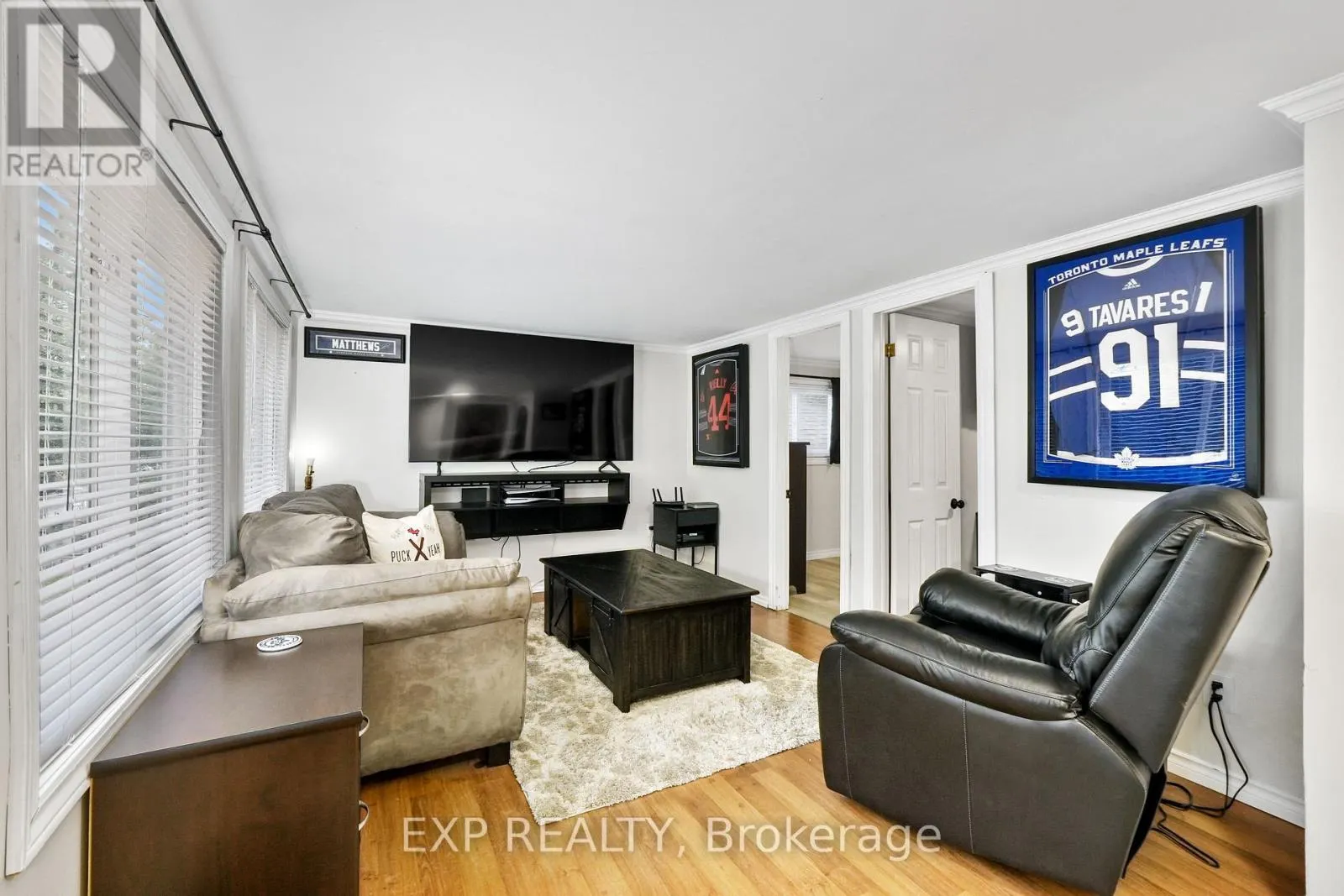 5421 LAKESHORE DRIVE