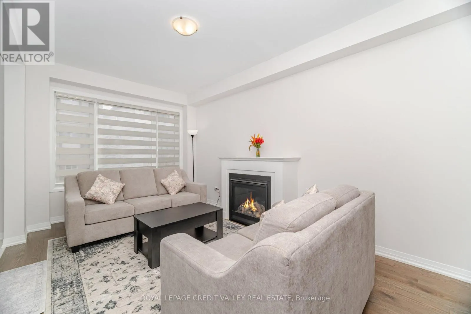 15 WEYLIE STREET