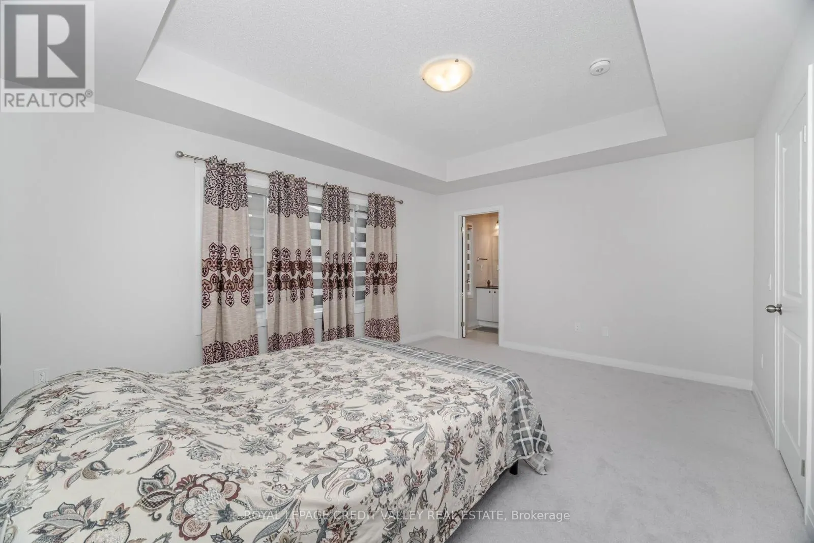 15 WEYLIE STREET