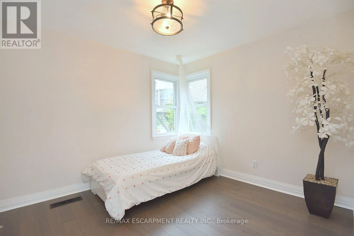 45 DUNKIRK DRIVE