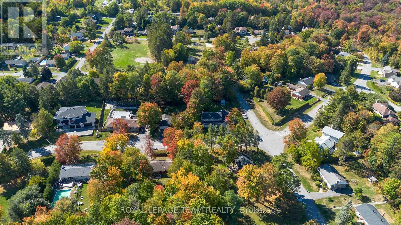 60 VAAN DRIVE